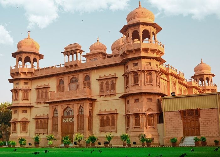 Penelusuran Istana Paling Angker di Dunia: Mohatta Palace, Villa Mewah yang Dipenuhi Kisah Misteri