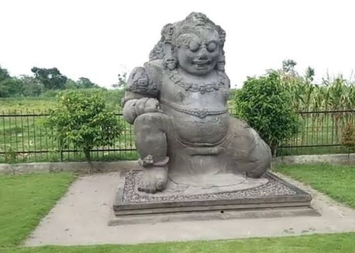 Misteri Dibalik Arca Totok Kerot: Kisah dan Keajaiban Patung Misterius di Kabupaten Kediri