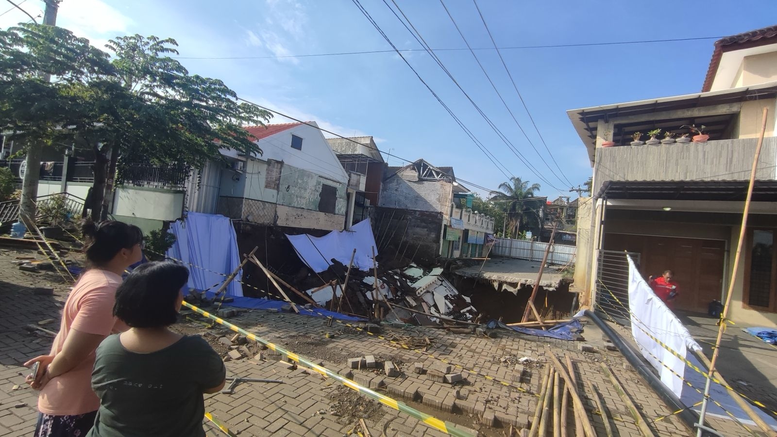 Imbas Tiga Rumah di Perumahan Permata Puri Amblas, Pemkot Semarang Minta Pengembang Tanggung Jawab