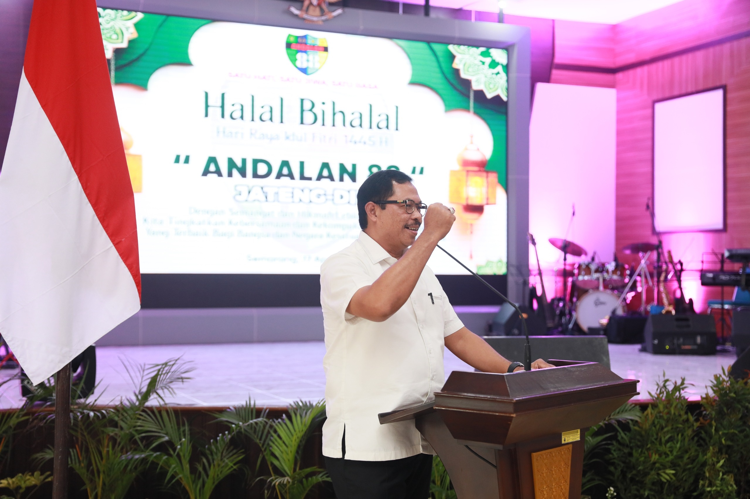 Jalin Silaturahmi dan Kekompakkan, Pj Gubernur Jateng: Budaya Halal Bihalal Perlu Dilestarikan