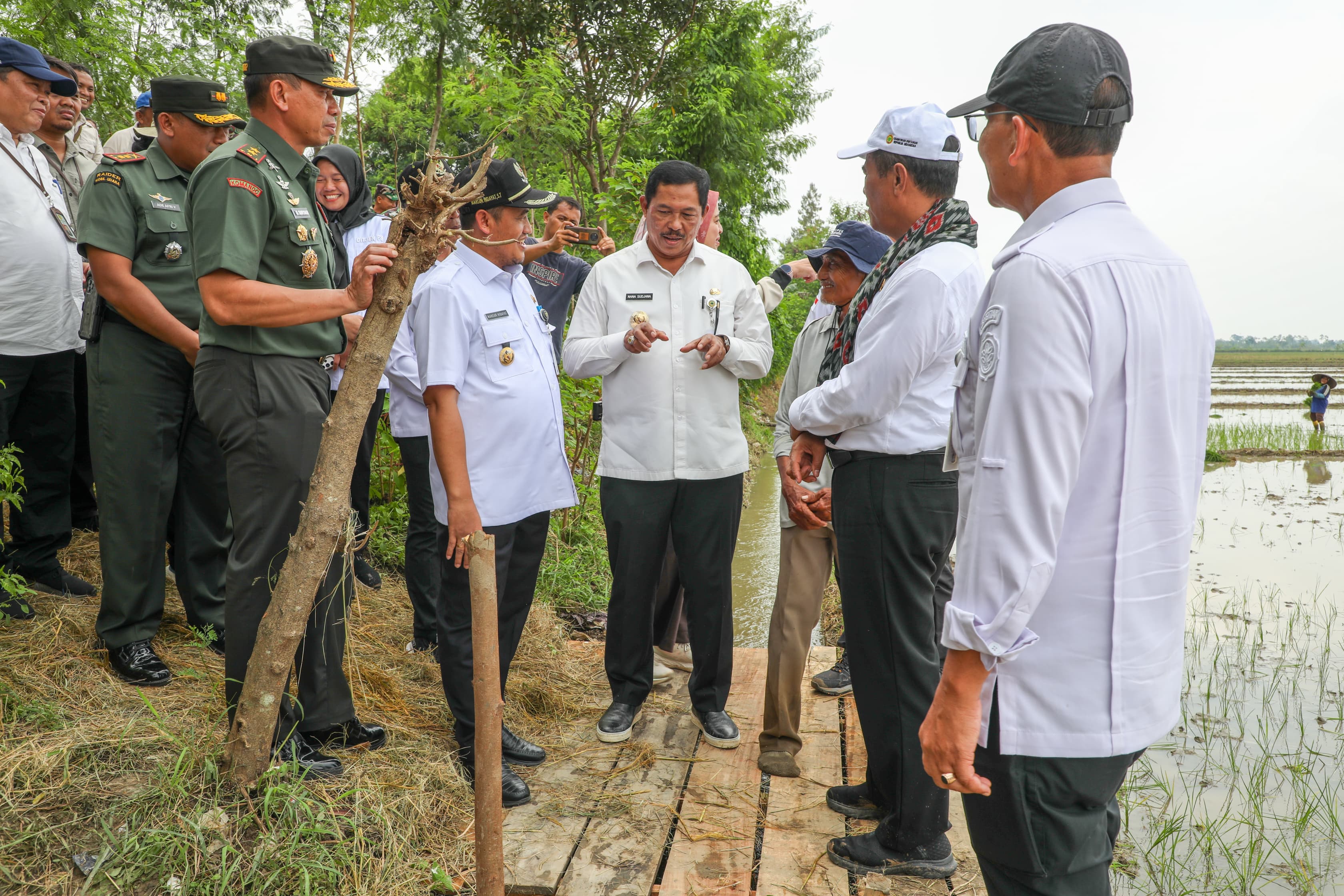 Kementan Terjunkan Tim Penuntasan Distribusi Pupuk, Pj Gubernur Jateng Siap Mengawasi