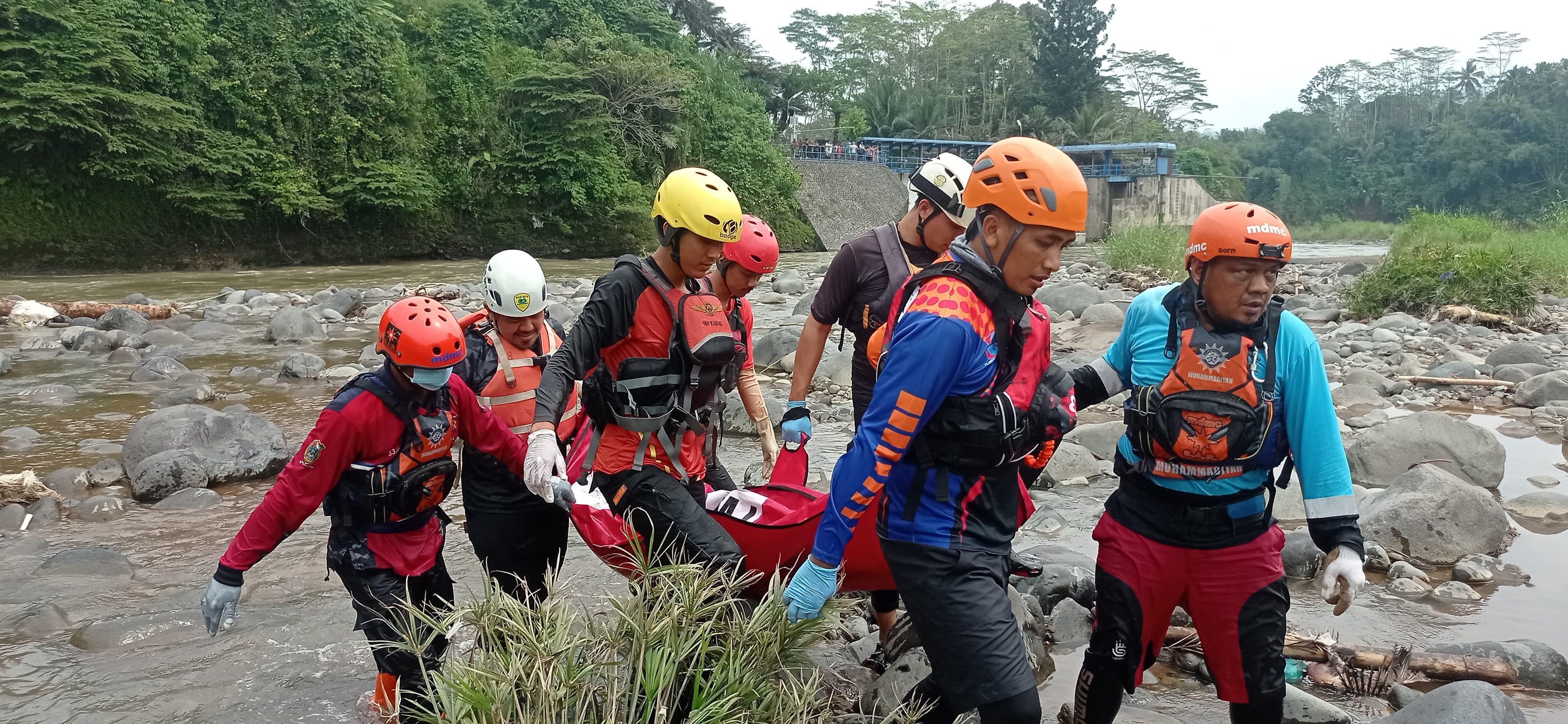 Tim SAR Temukan Marsudi, Pencari Ikan yang Hilang di Sungai Serayu
