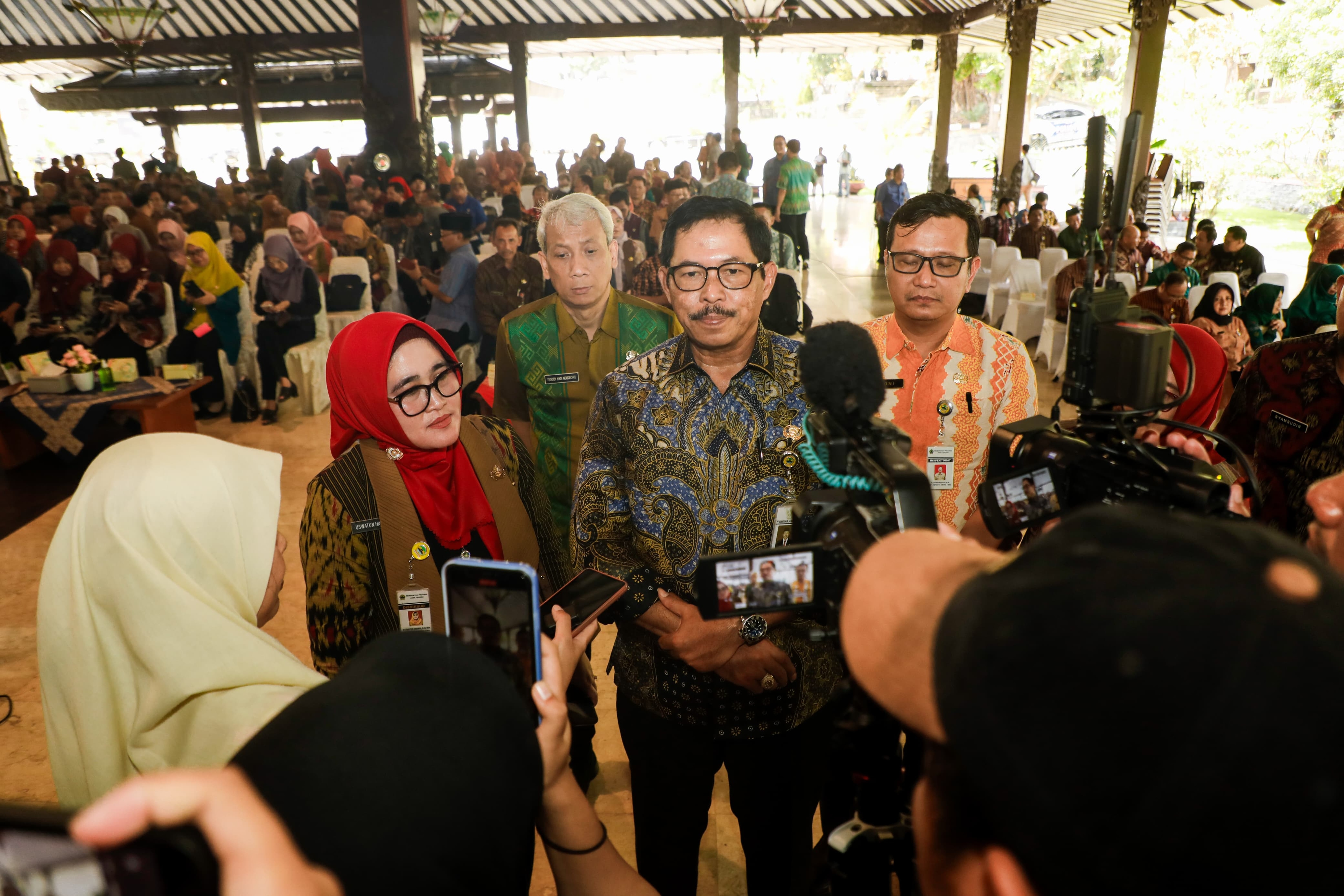 Hadapi Bonus Demografi, Pj Gubernur Jateng Dorong Sekolah Ciptakan SDM Berkualitas