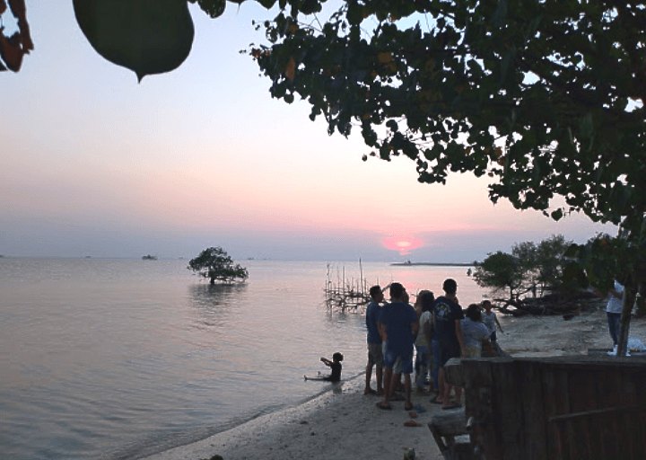 Menilik Pantai Ujung Piring, Hidden Gem Lokasi Wisata di Jepara yang Asyik Buat Liburan