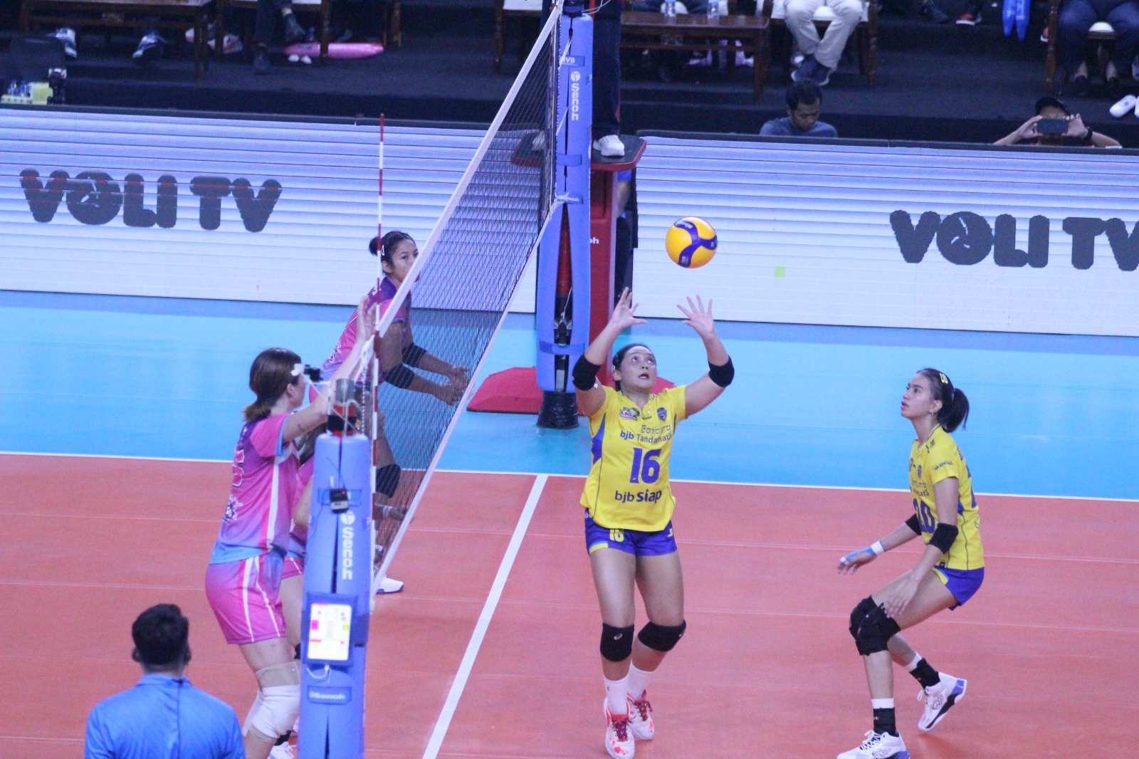 PLN Mobile Proliga 2024 Palembang: Setelah Empat Kali Gagal, Akhirnya Petrokimia Mampu Petik Poin Penuh