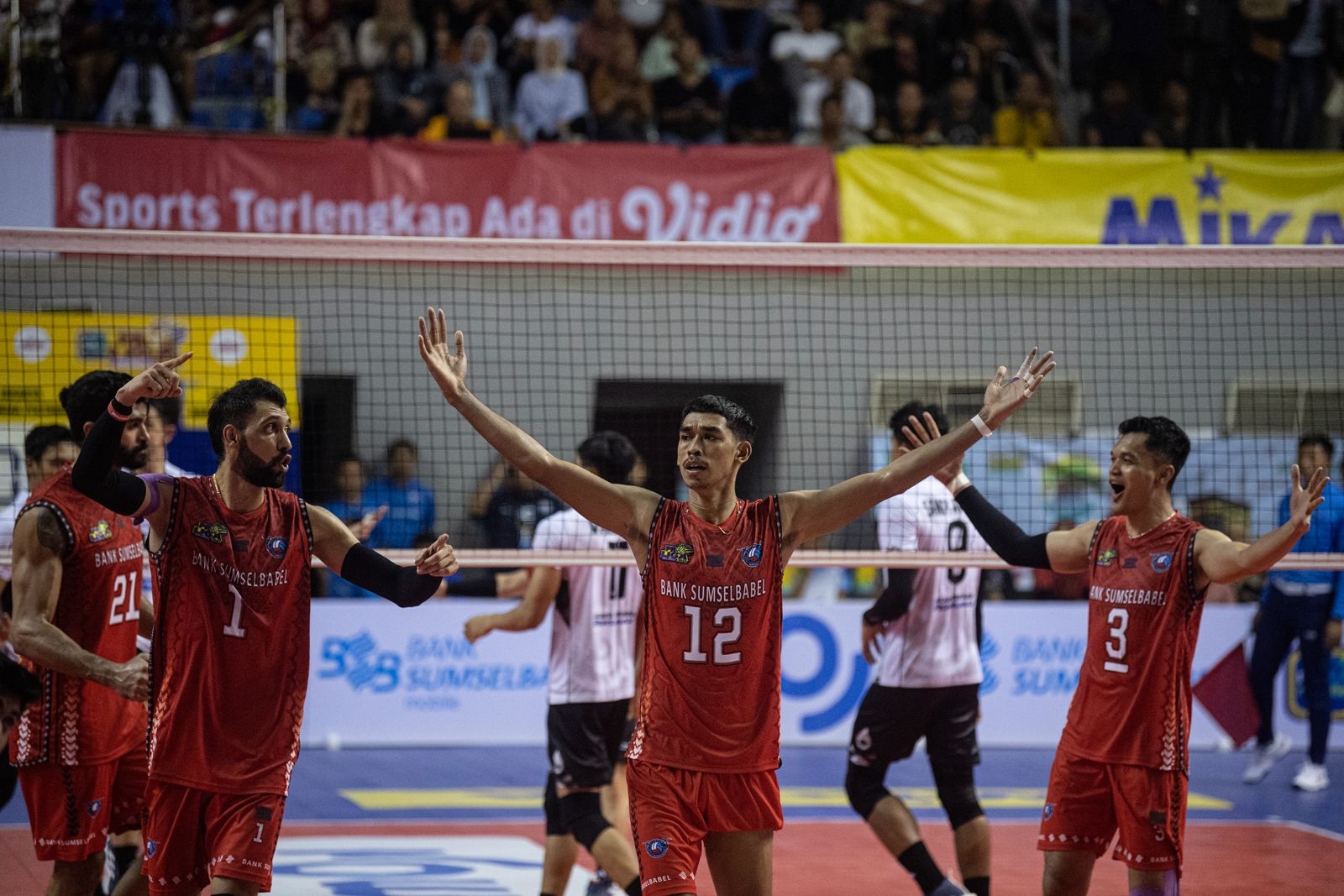 PLN Mobile Proliga 2024 Palembang, Bank Sumsel Babel Borong Tiga Poin di Kandang Sendiri