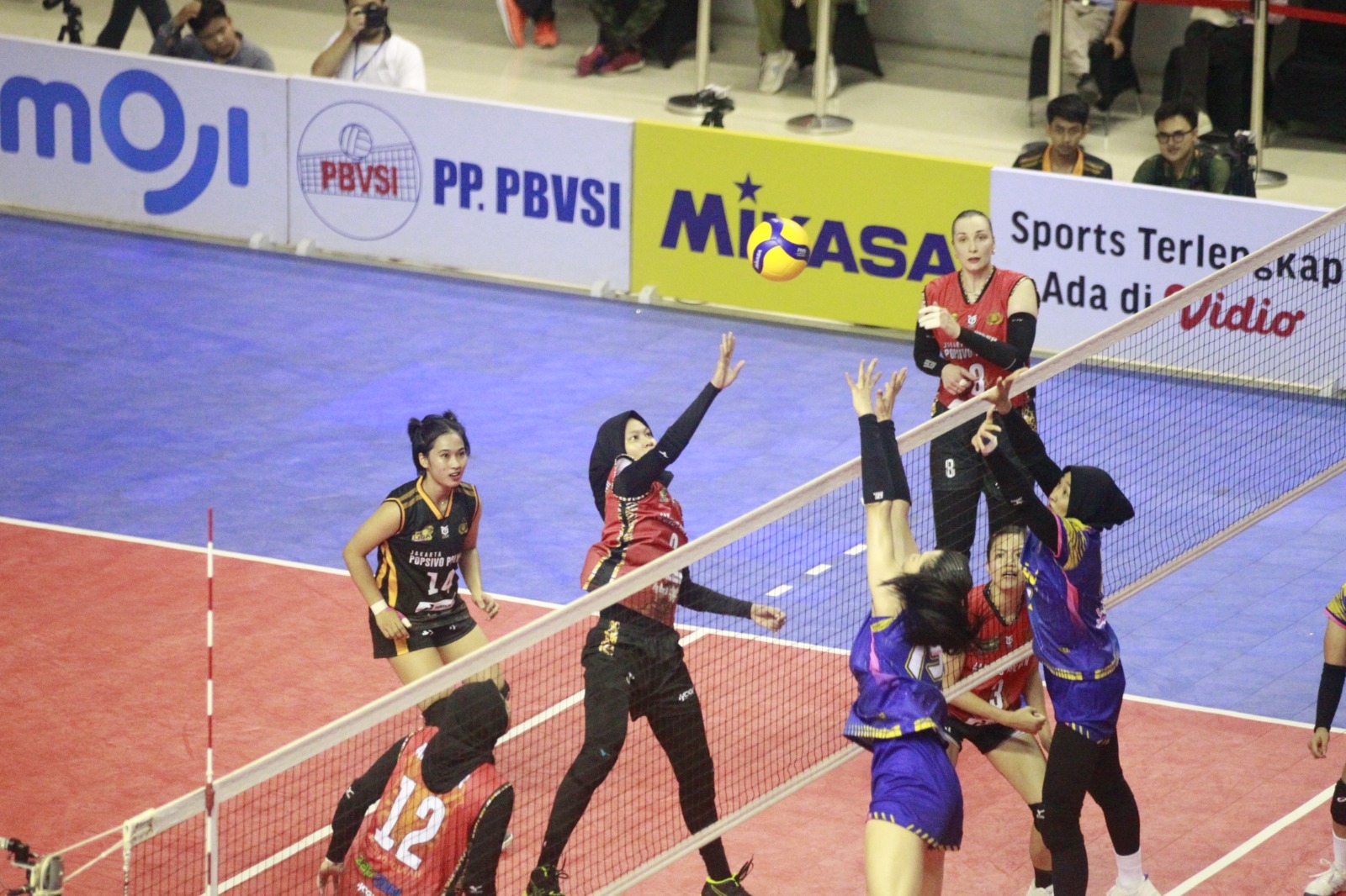 PLN Mobile Proliga 2024 Palembang: Popsivo Polwan Makin Mantab Pimpin Klasemen Sementara