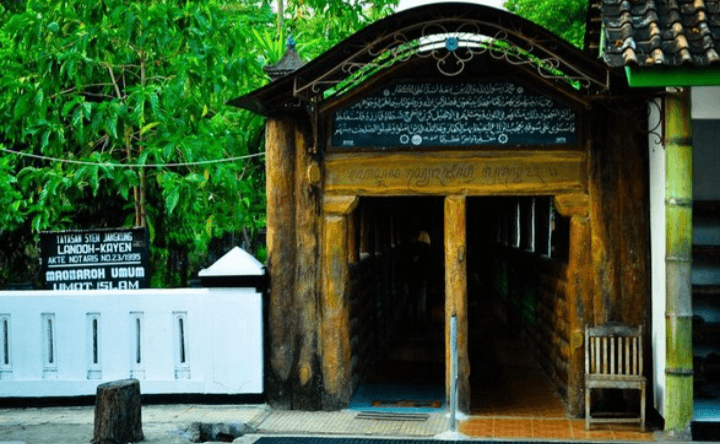 Menilik Wisata Religi Makam Syech Jangkung, Penyebar Agama Islam di Wilayah Pati yang Juga Putra Sunan Muria