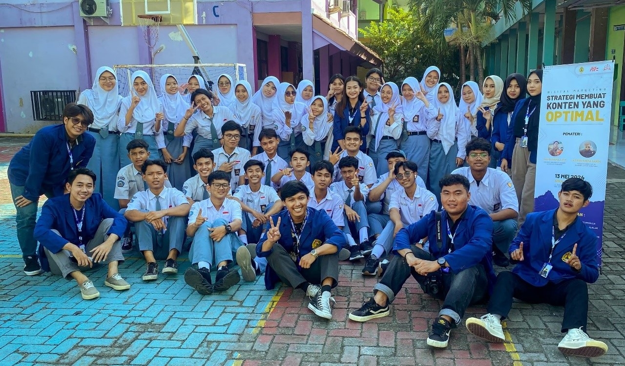 Mahasiswa Ilkom USM Beri Pelatihan Digital Marketing Strategi Membuat Konten