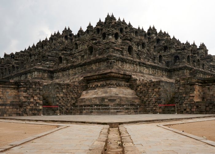 TIPS JITU ANTI MAINSTREAM! 5 Cara Buat Menikmati Keindahan Candi Borobudur dengan Budget Hemat dan Berkesan