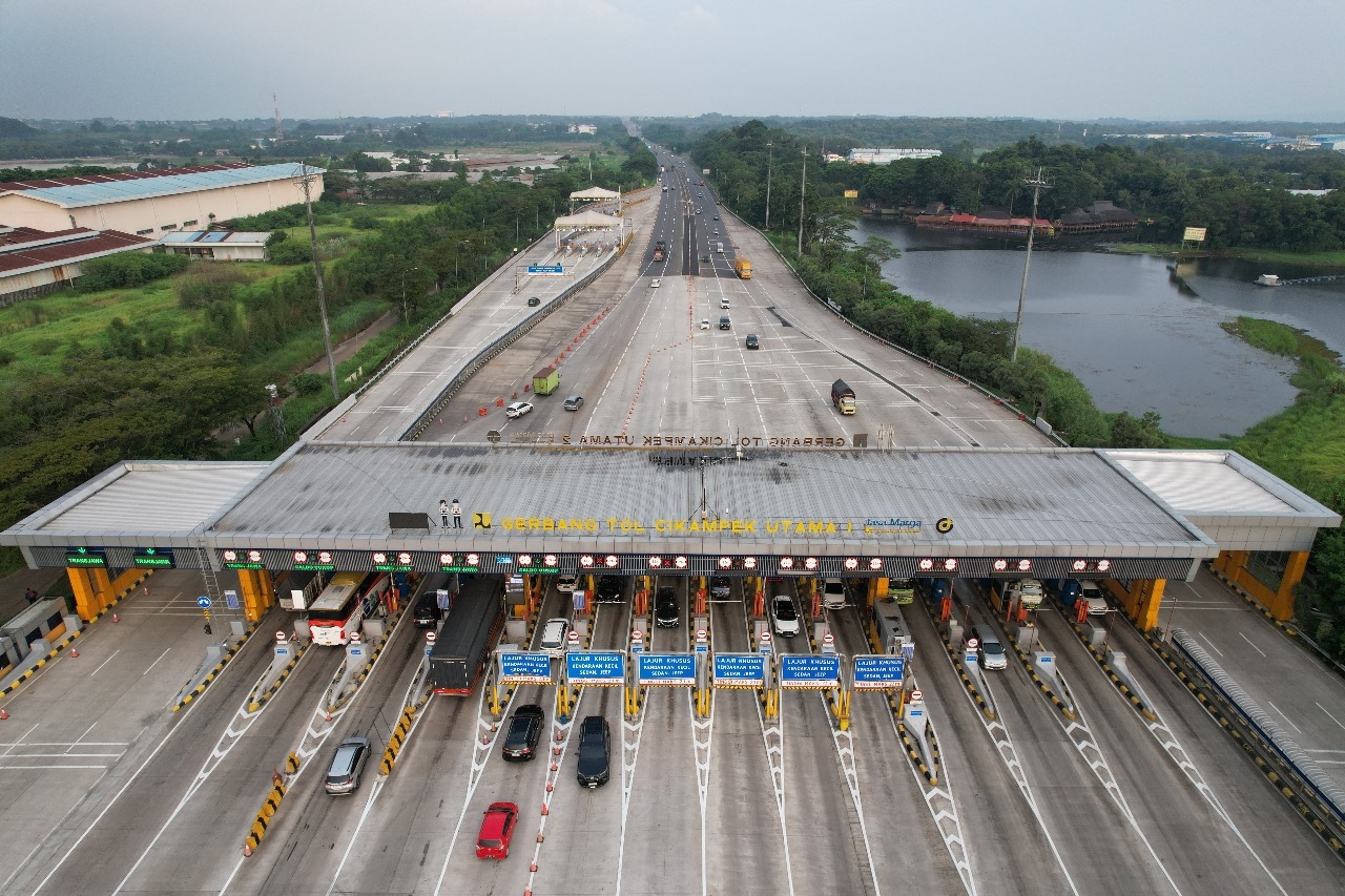 Peningkatan Volume Kendaraan di Jalan Tol Trans Jawa Libur Panjang Waisak 2024