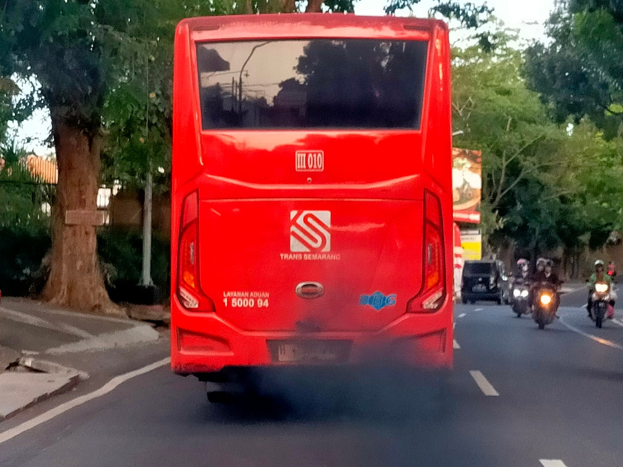 Asap BRT Trans Semarang Bikin Sesak Napas, Warga Protes