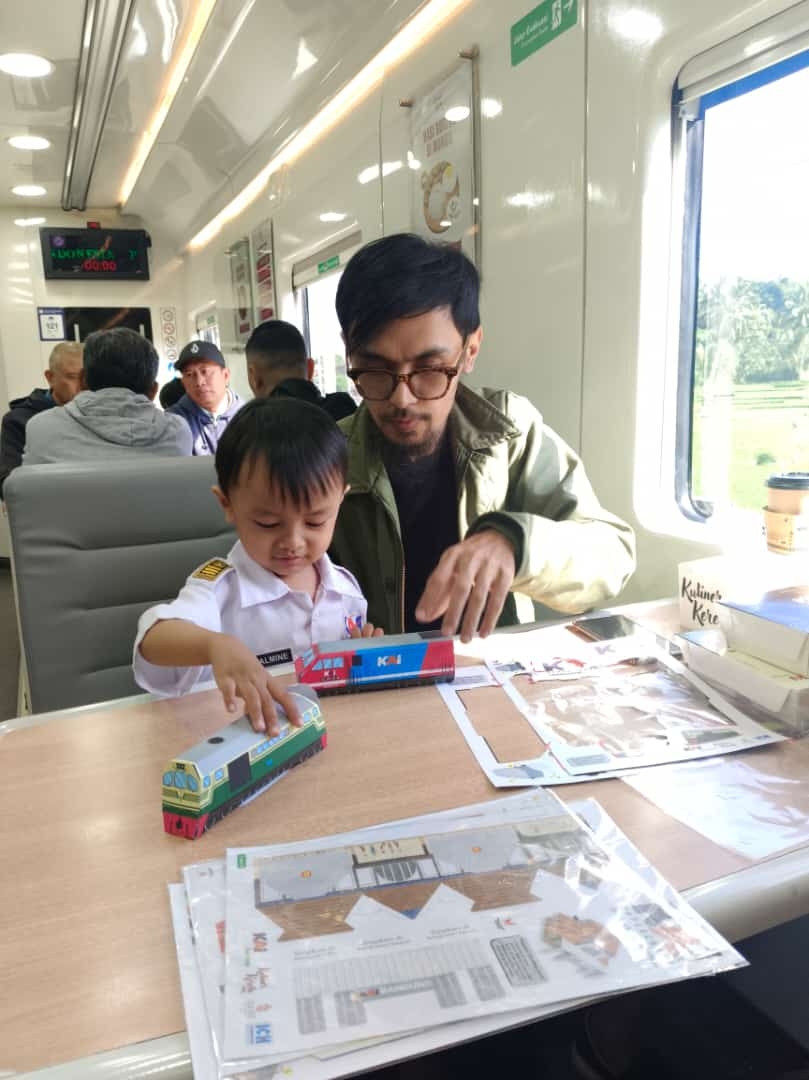 KAI Luncurkan Program “Kidsfun Menu with Papercraft Train Series” untuk Meriahkan Liburan Sekolah