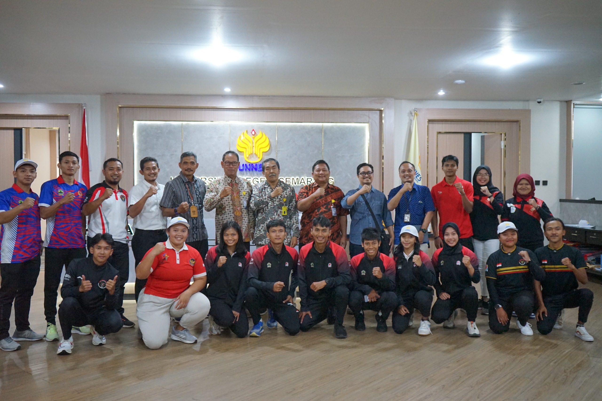 Bela Merah Putih, 14 Mahasiswa UNNES Ikuti ASEAN University Games 2024