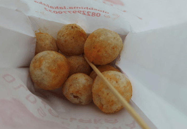 Menikmati Olos, Camilan Khas Kota Tegal, Mirip Cilok Tapi Ada Perpaduan Garing Pedas Gurih