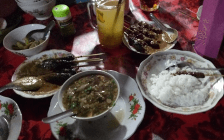 Cobain Gurihnya Makan “Sate Kebo”, Ini 5 Tempat Jualan Sate Kerbau yang Enak di Kota Kudus