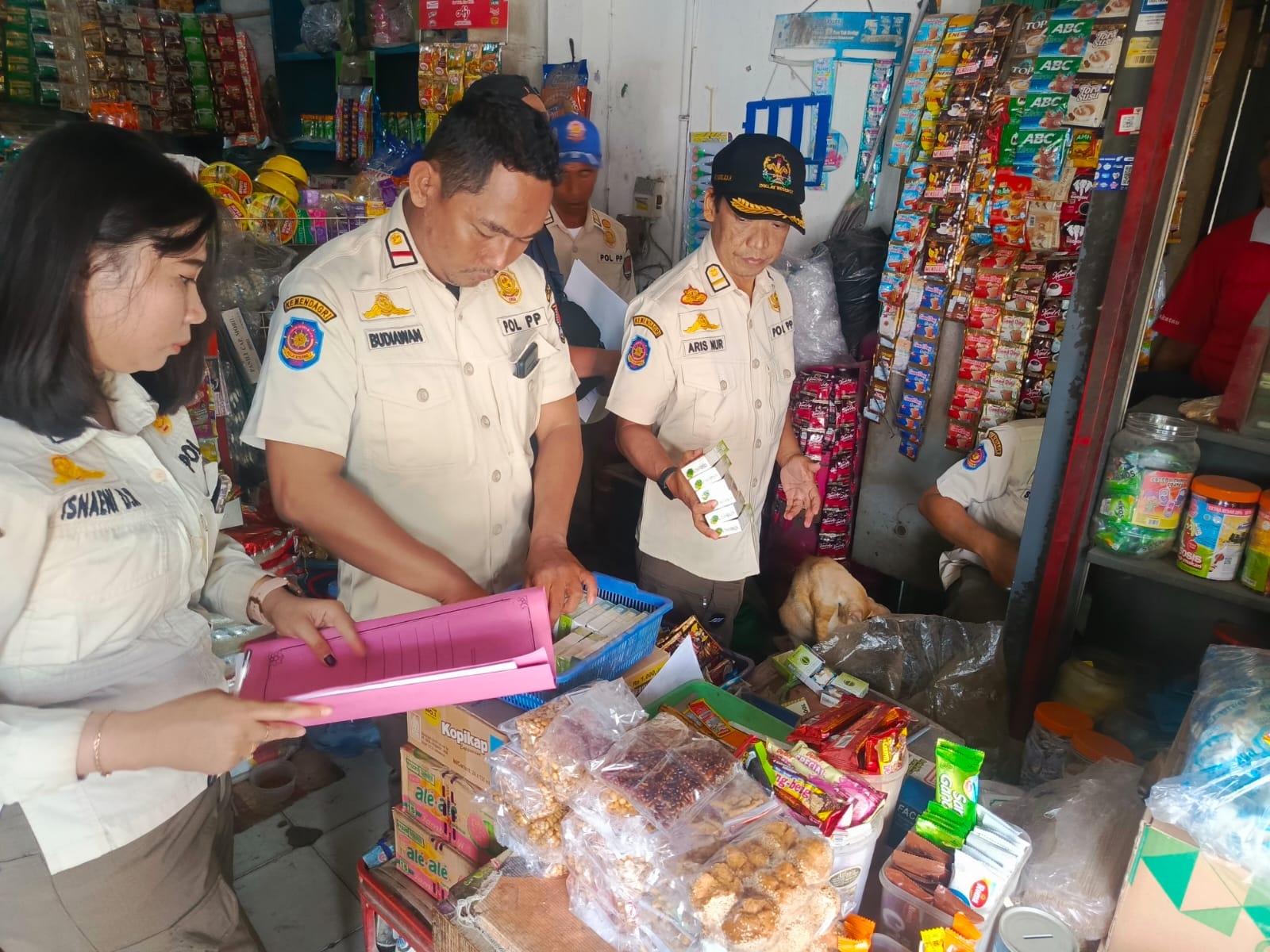 Bersama Bea Cukai, Satpol PP Kota Semarang Sita Ribuan Rokok Ilegal