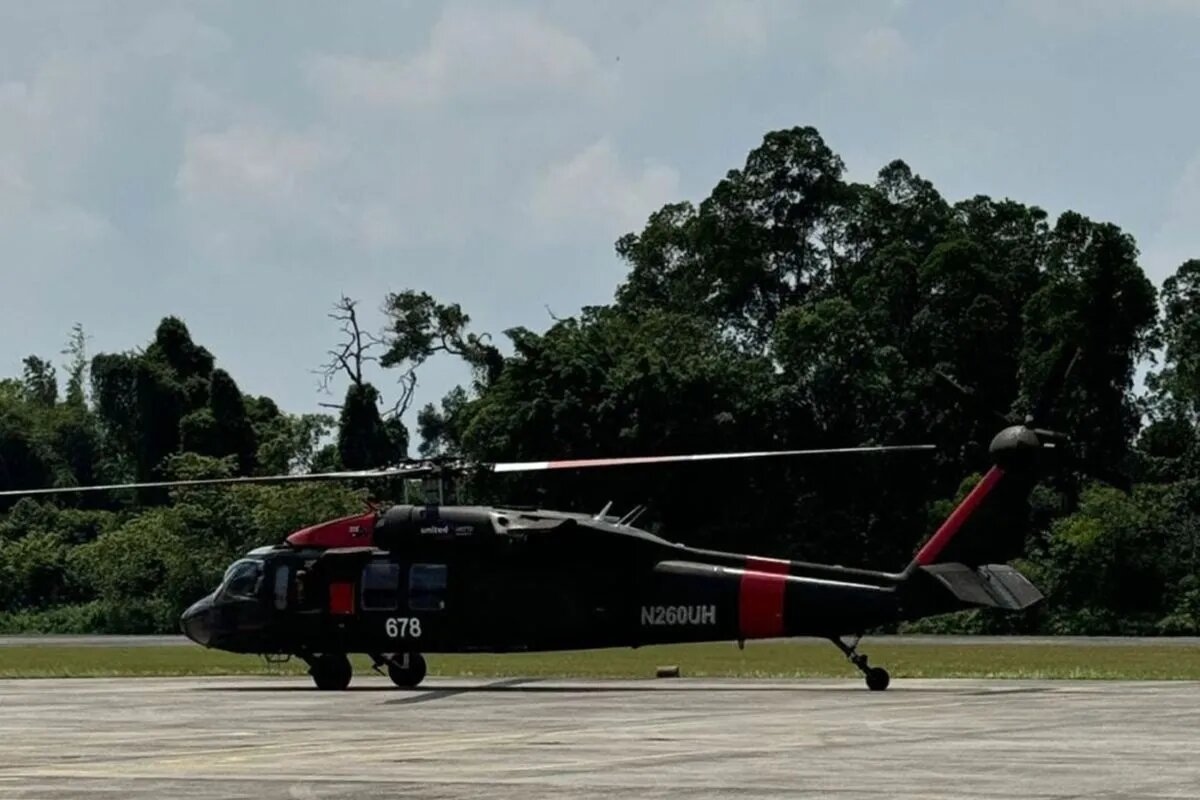 Helikopter Black Hawk Bantuan Australia Dikerahkan untuk Padamkan Kebakaran di Riau