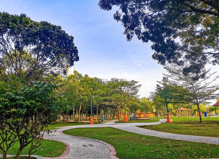 Suka Lari Sore? Cobain 6 Tempat Jogging di Kota Solo, Cocok Buat Semua Kalangan