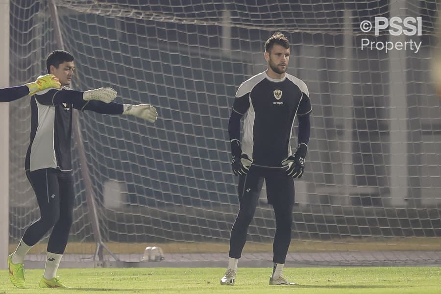 Fokus Pemulihan Cedera, Maarten Paes Tunggu Keputusan Medis Jelang Pertandingan vs Bahrain