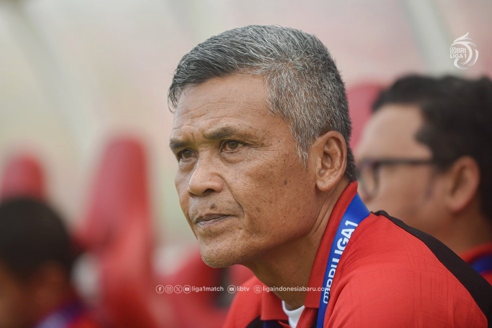 Semen Padang Resmi Akhiri Kerjasama dengan Hendri Susilo, Hengky Ardiles Ditunjuk sebagai Caretaker