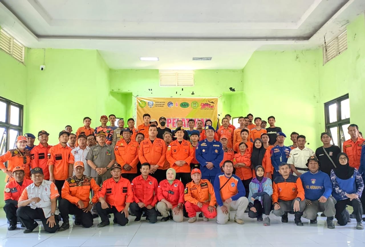 50 Personil SAR Semarang Raya Dilatih Emergency Communication, Fokus pada Operasi Kemanusiaan