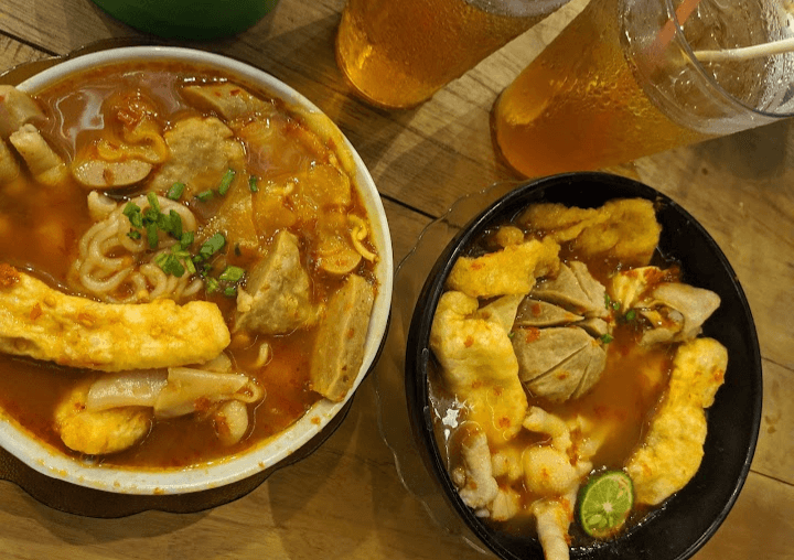 5 Pilihan Warung Seblak Favorit di Semarang yang Rasanya Mantap, Asyik Buat Rame-Rame