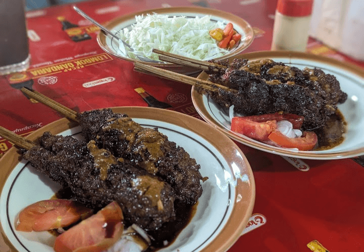 Jelajah Kuliner Jateng: Icipi Lezatnya Kuliner Sate Hj. Bejo, Sate yang Jadi Favorit Warga Solo