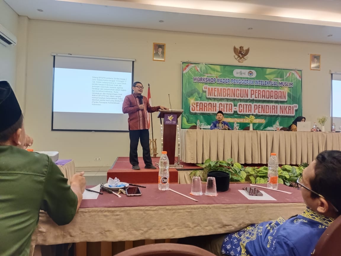 Hubungan Pemprov dan Pemkab/Pemkot di Jateng Diprediksi Dinamis, Adib Berharap Setiap Kepala Daerah Utamakan Kepentingan Rakyat