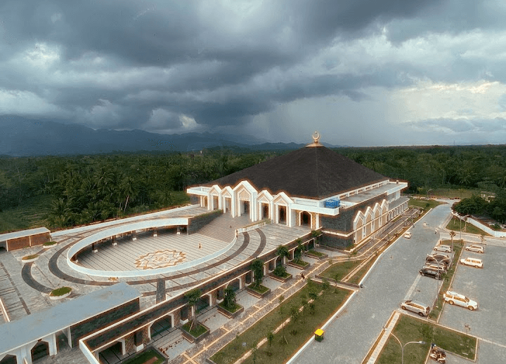 Masjid Agung Jawa Tengah An Nuur di Magelang, Destinasi Baru Wisata Religi di Jawa Tengah, Desain Arsitekturnya Mempesona