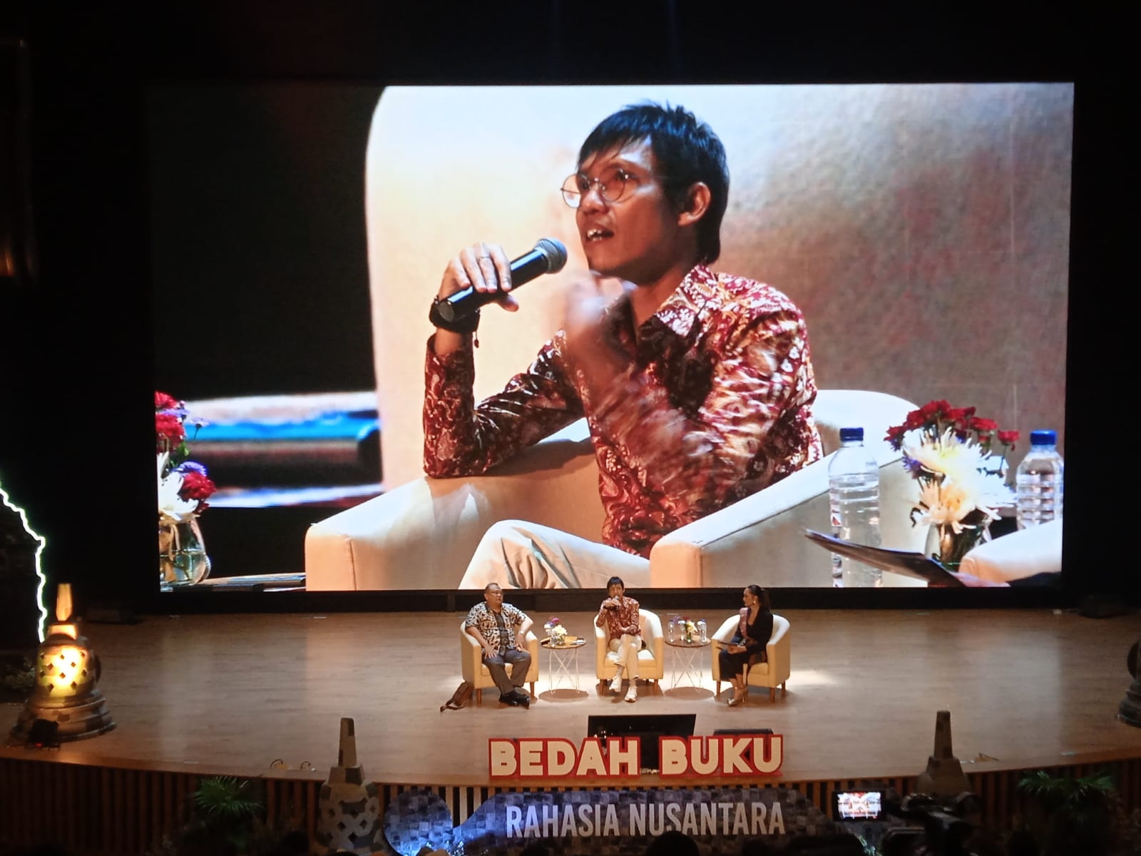 BI Jateng Gelar Bedah Buku Rahasia Nusantara, Dorong Literasi Sejarah dan Pariwisata, Khususnya Bagi Generasi Muda