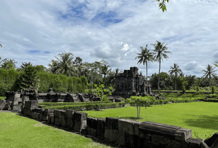 Di Magelang Tak Cuma Borobudur, Ada 3 Wisata Candi Lainnya yang Bisa Anda Kunjungi, Menambah Wawasan Sejarah