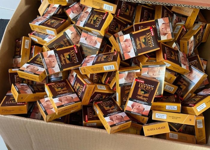 Operasi Bea Cukai Kudus: Pabrik Rokok Ilegal di Jepara Digerebek, 242 Ribu Batang Berhasil Diamankan!