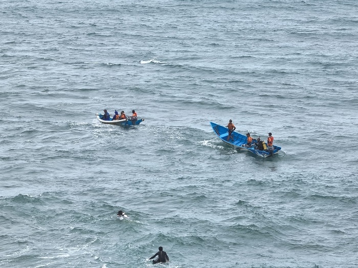 Rombongan Pelajar Mojokerto Jawa Timur, Terseret Ombak Di Pantai Drini Gunungkidul, 3 Meninggal Dunia, 1 Masih Belum Ditemukan