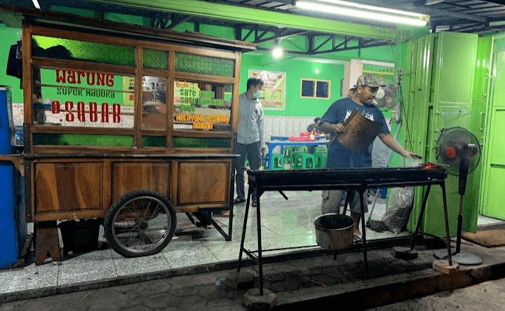 Kuliner Lokal Jatim: 4 Pilihan Warung Sate yang Jadi Favorit Warga Lokal di Kota Malang, Rasanya Boleh Diadu