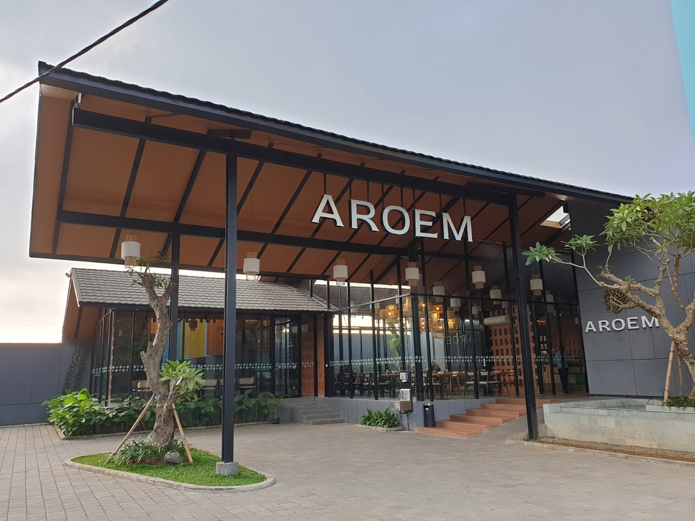 AROEM Resto and Cafe Semarang: Restoran Kuliner Nusantara Legendaris yang Bikin Lidah Bergoyang! Wajib Coba Menu Andalannya!