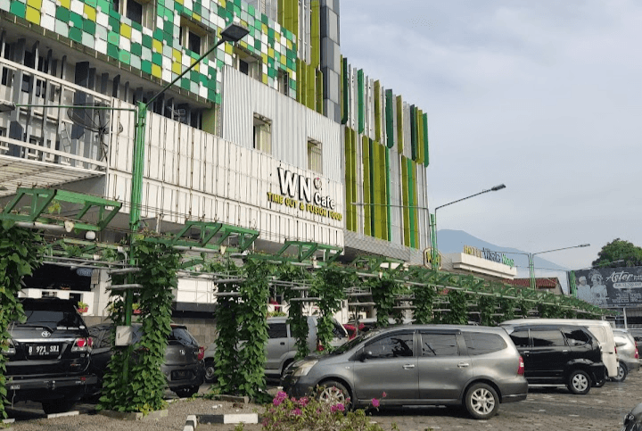 5 Rekomendasi Hotel Lokal di Dekat Area Stasiun Purwokerto, Harganya Gak Mahal Kok!