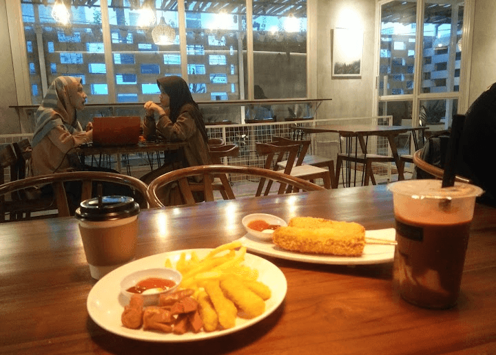 Hidden Gems! Ini 5 Cafe Lokal di Area Kabupaten Sragen yang Jadi Favorit Tempat Nongkrong Warga Lokal