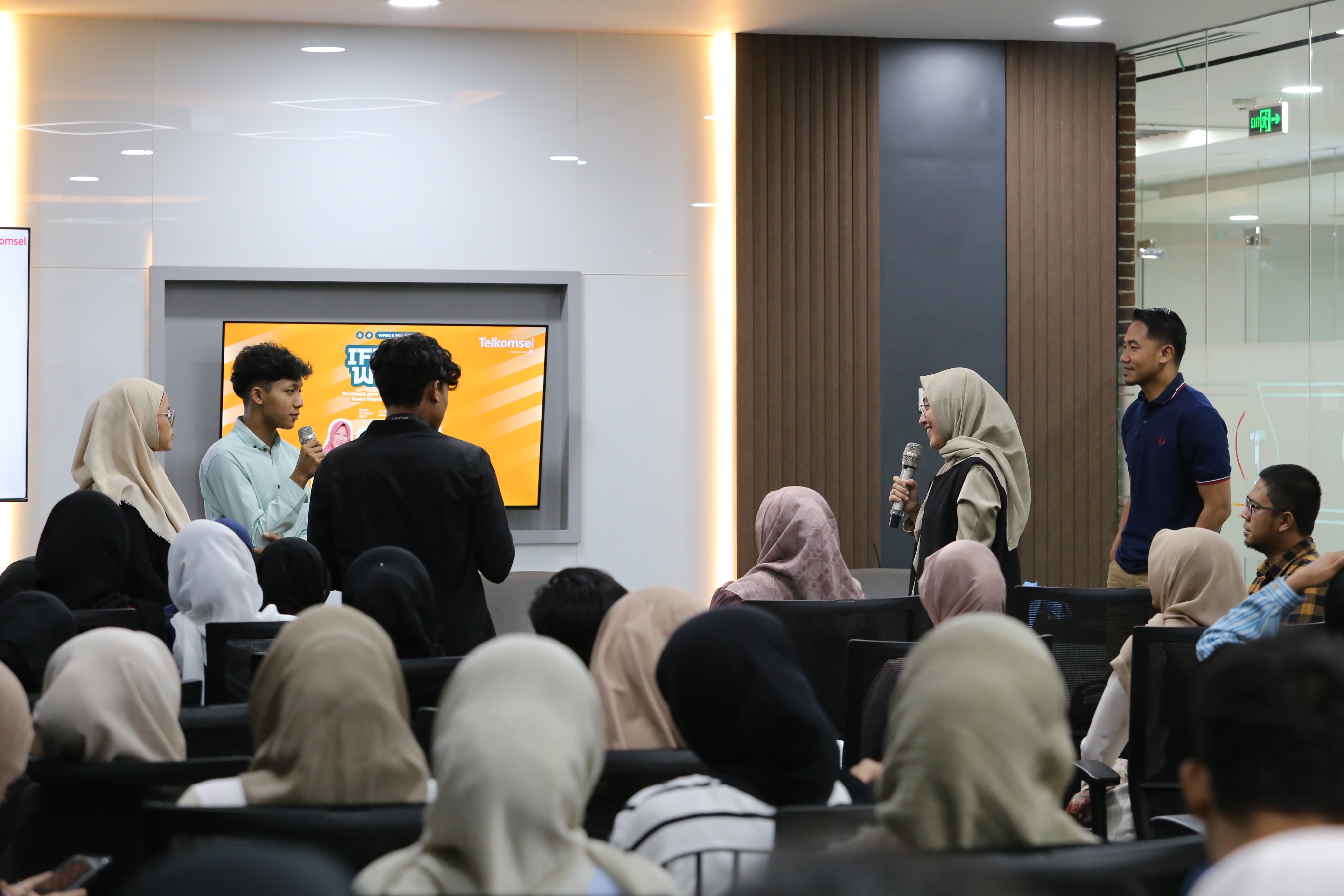 IFTAR WITH PR: Ajang Silaturahmi dan Diskusi Bersama Telkomsel - WPRC