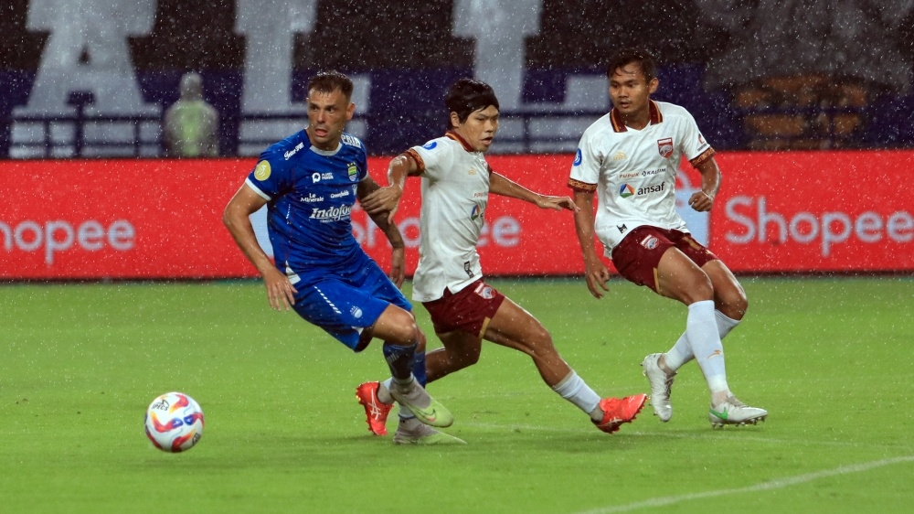 Jelang Pekan ke-29 Liga 1: Persaingan Papan Atas dan Bawah Memanas, Tonton Aksi Persib, Persebaya, hingga PSIS