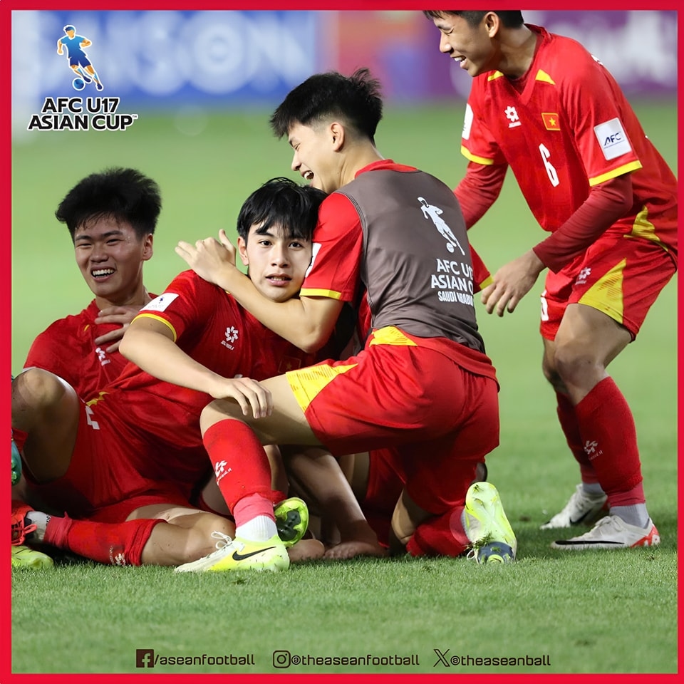 HASIL AKHIR LIVE SCORE Vietnam U17 v Uni Emirat Arab, SKOR 1-0 PARUH BABAK PERTAMA Cek SCORE Babak Kedua FULL TIME MENANG SIAPA?