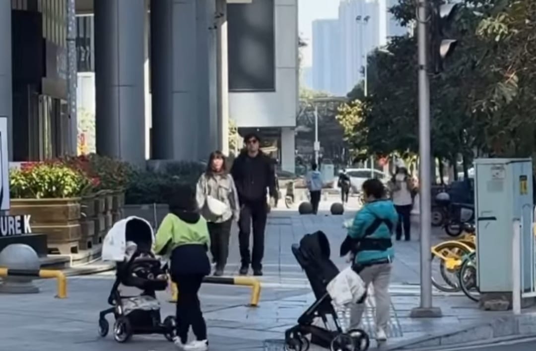 Keren, China Buat Stroller Dilengkapi Teknologi AI dan Kamera 360 Derajat, Bisa Berjalan Sendiri Tanpa Bantuan Orang Lain