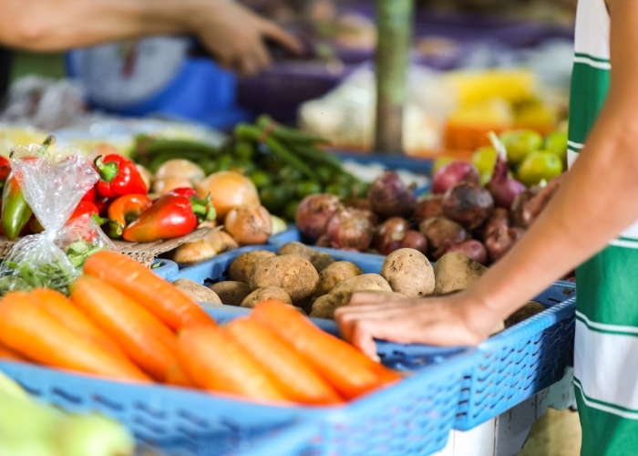 Gempar! Harga Bawang Merah Naik Gila-Gilaan di Jateng! Cabai Juga Ikutan? Cek Update Harga Bahan Pokok Terbaru, Kamis 17 April 2025!