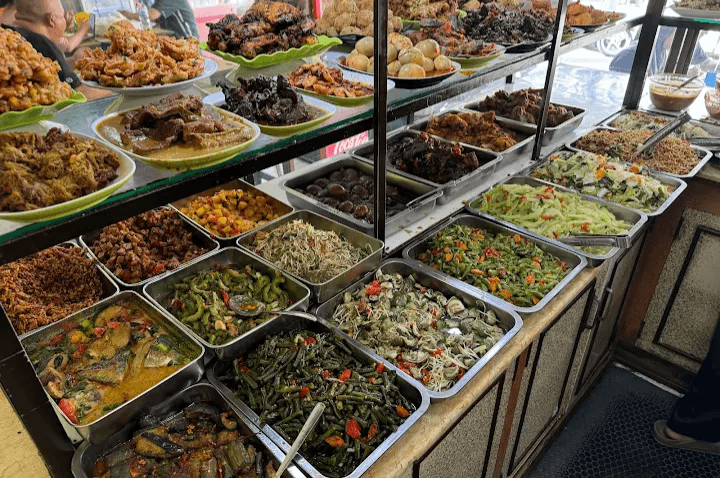 Layak Coba! Ini 5 Rekomendasi Tempat Makan Halal di Daerah Kuta Bali, Cocok Buat Sarapan