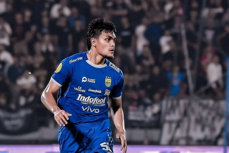 RESMI! HATUR NUHUN Persib Lepas Rachmat Irianto, Mantan Bek Timnas Indonesia Pulang Kampung ke Persebaya!