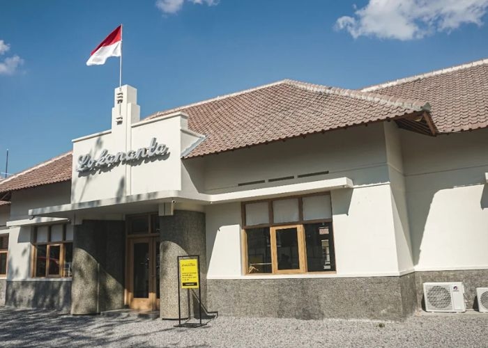 EKSKLUSIF! Nggak Nyangka, 4 Pesona Wisata Dekat Stasiun Solo Balapan Ini Bikin Kamu Auto Terpukau! Dari Sejarah Musik Legendaris Sampai Belajar Bat