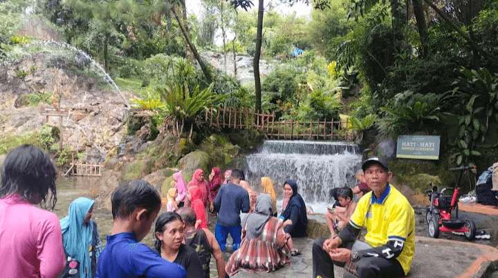 Cobain 3 Wisata Pemandian Air Panas di Daerah Kabupaten Magelang, Hawanya Bikin Nyaman dan Santuy
