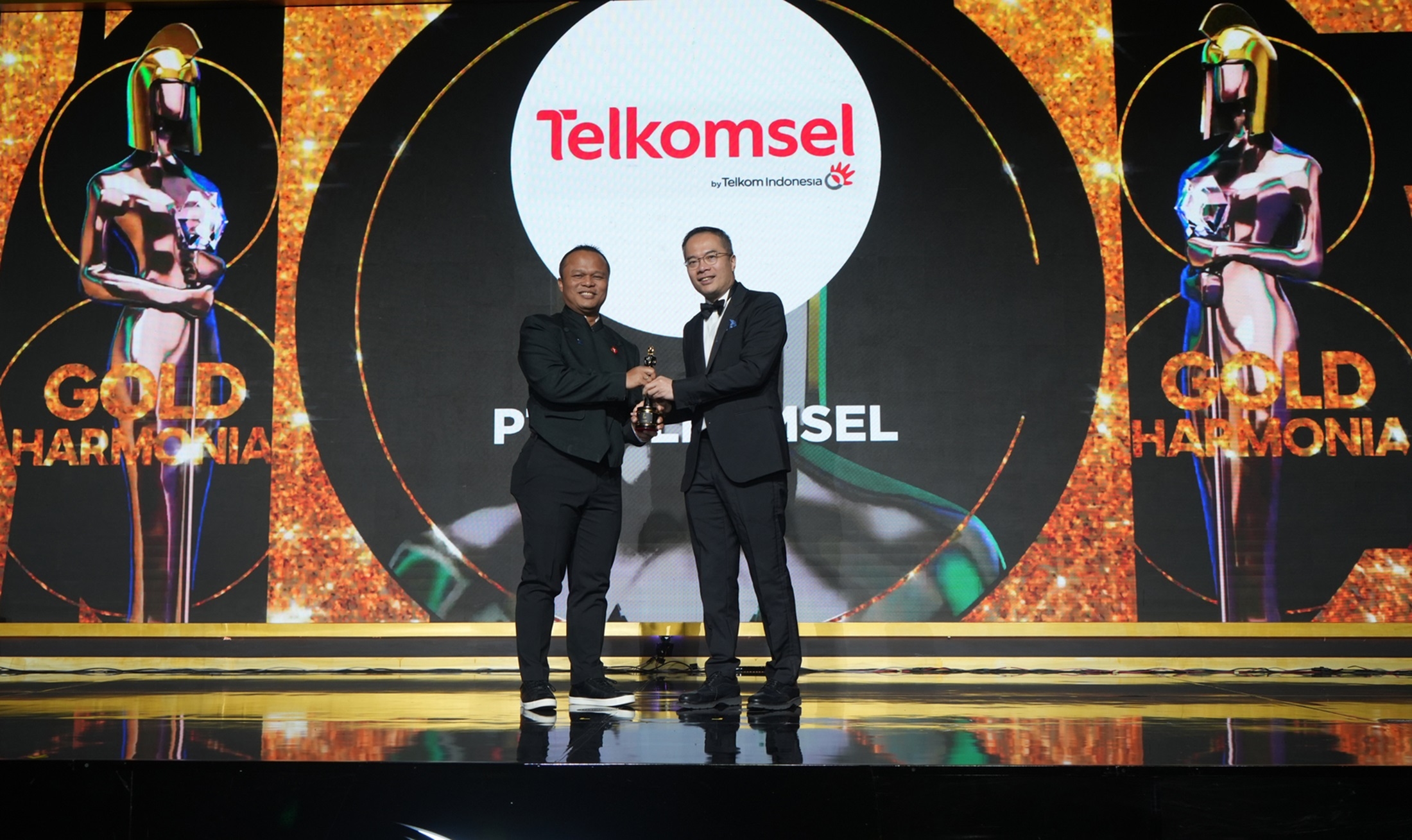 Pertahankan Gelar Best Companies to Work in Asia Lima Tahun Berturut-turut, Telkomsel Raih Dua Penghargaan HR Asia 2025 dengan Pemanfaatan AI