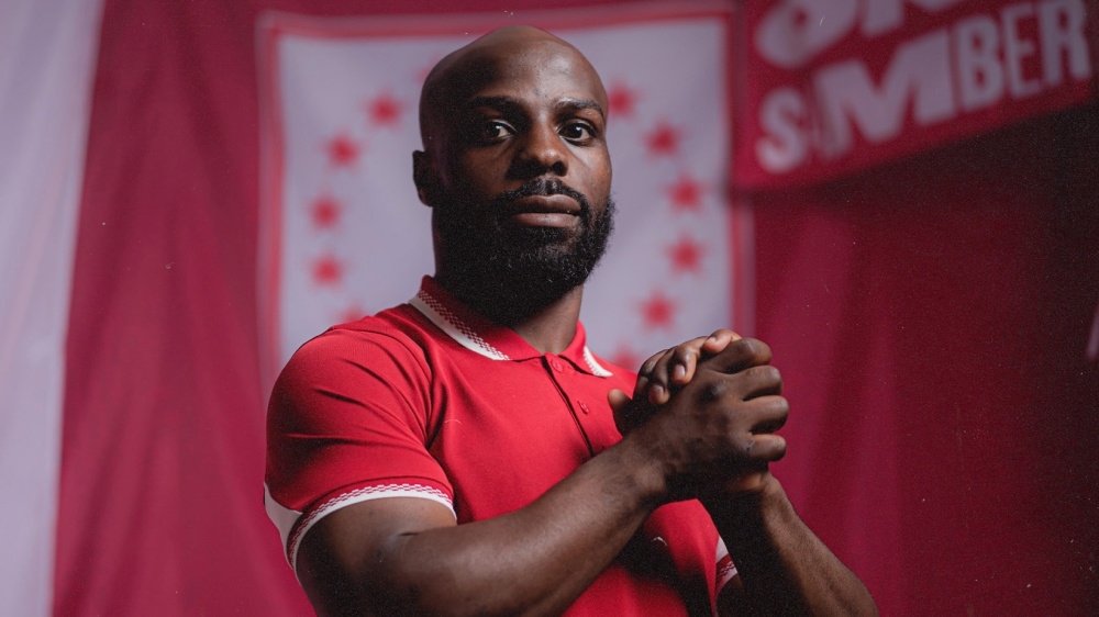 Kapten Glentoran FC Merapat: Fuad Sule Jadi Amunisi Baru Persis Solo di Lini Tengah!