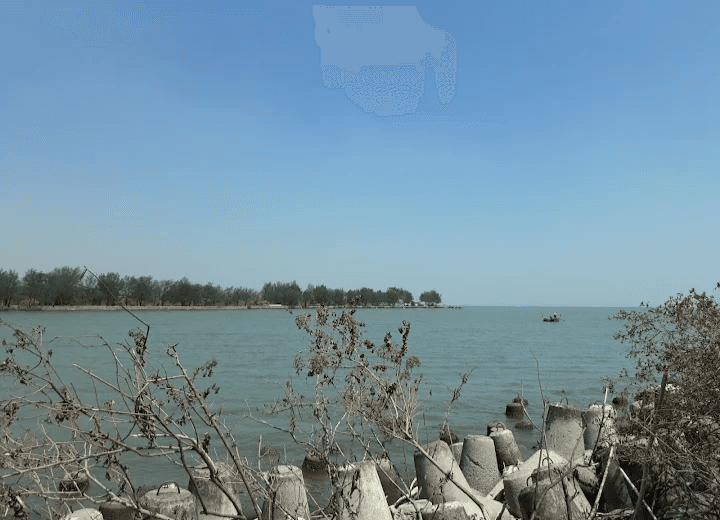 Pantai Baruna, Tempat Healing tak Jauh dari Kota Semarang, Viewnya Tenang dan Syahdu